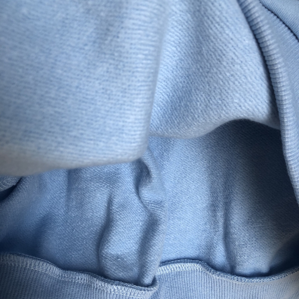 ALO Yoga Women's Blue Crewneck Sweatshirt - Picture 3 of 4